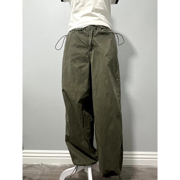 PacSun Green Cargo Pants - Picture 1 of 7